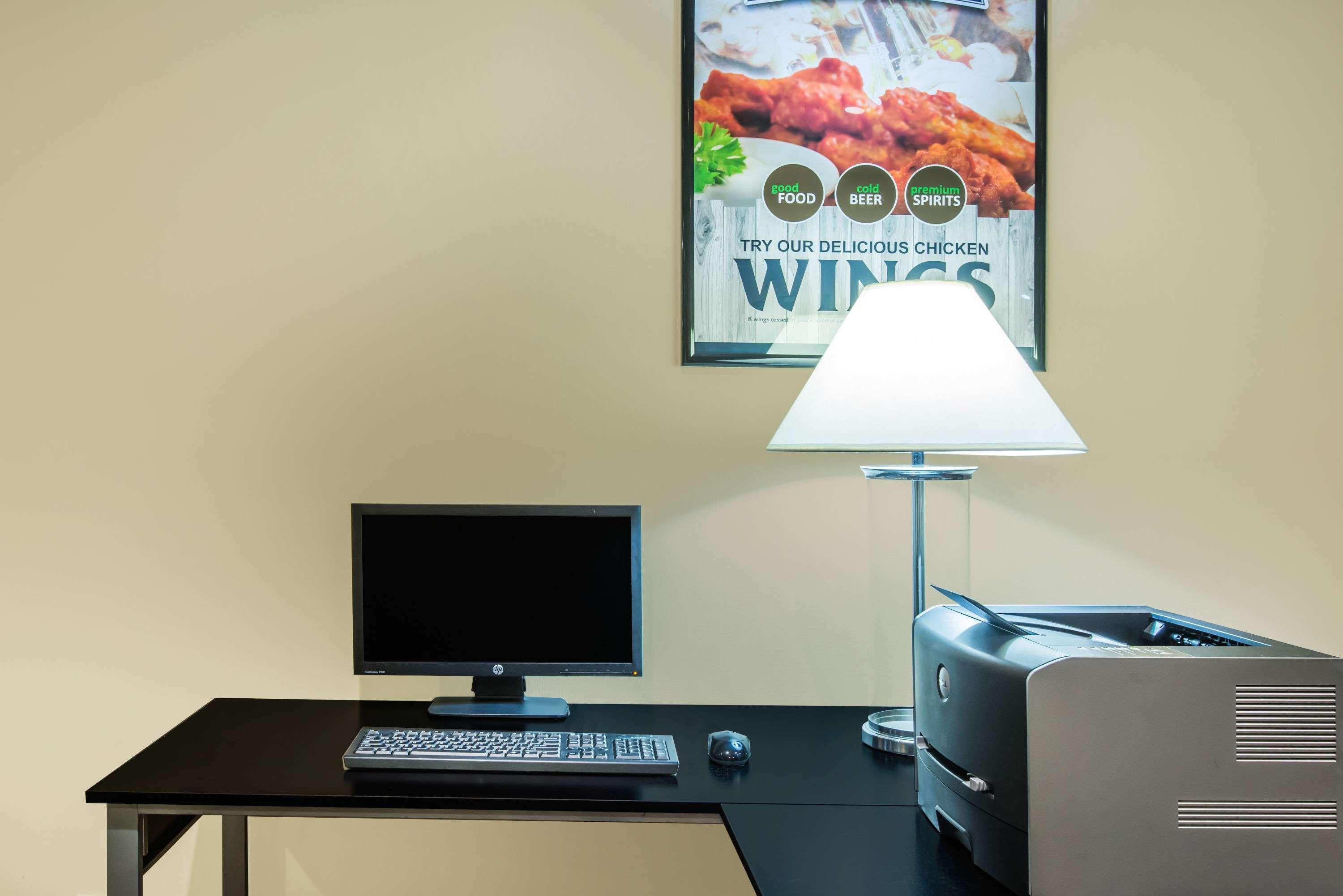 Wyndham Garden Inn Pittsburgh Airport Robinson Township  Bagian luar foto