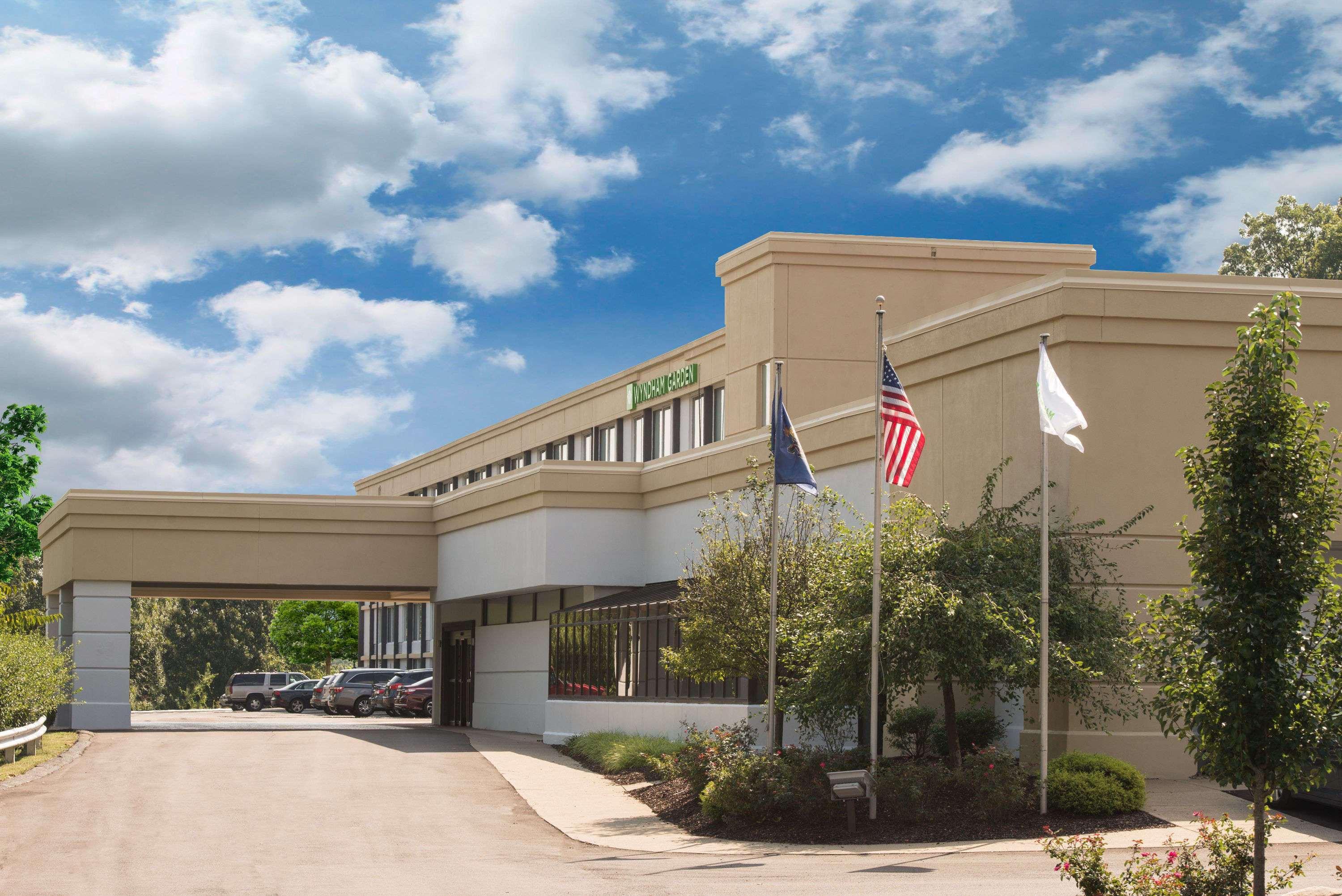 Wyndham Garden Inn Pittsburgh Airport Robinson Township  Bagian luar foto