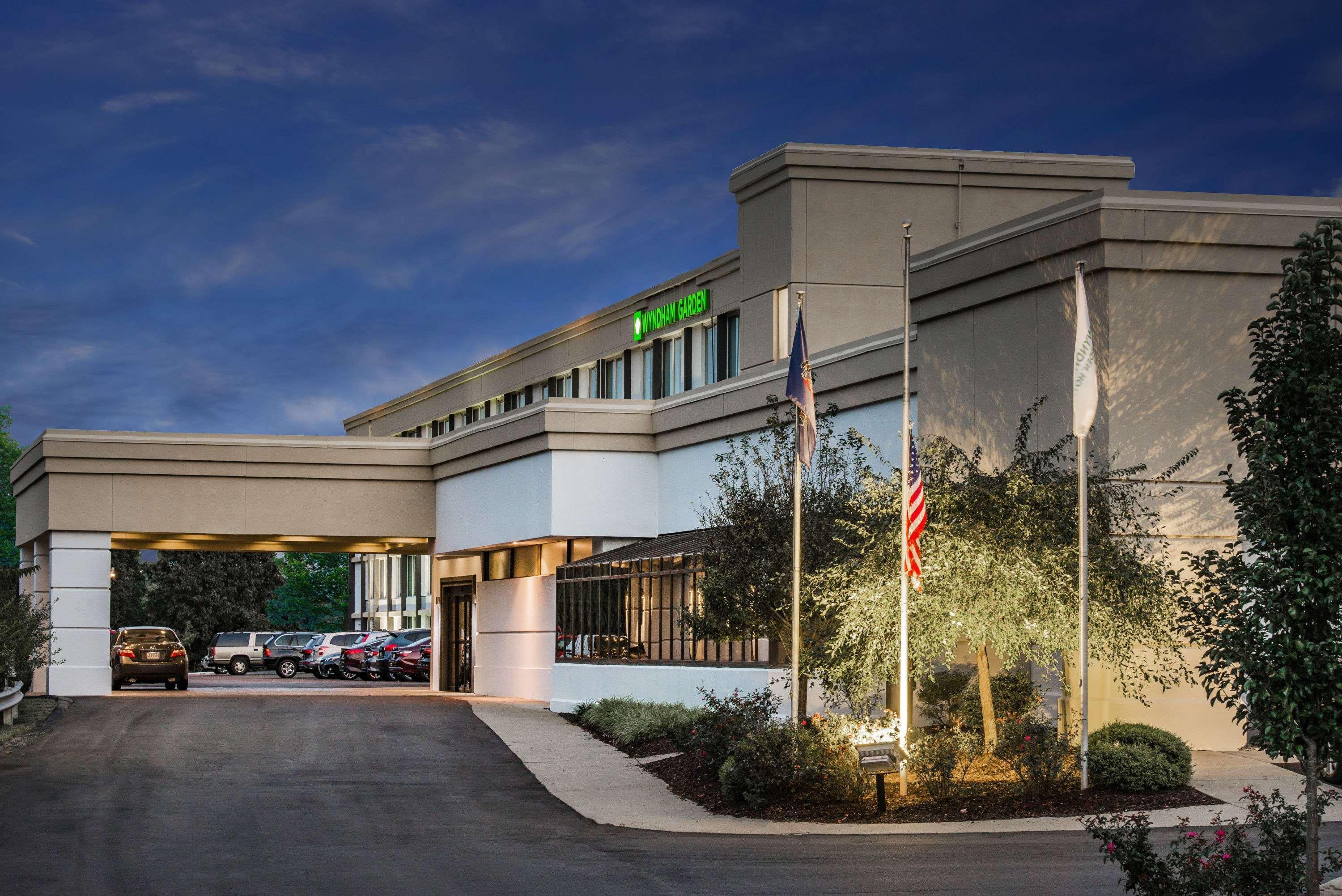 Wyndham Garden Inn Pittsburgh Airport Robinson Township  Bagian luar foto
