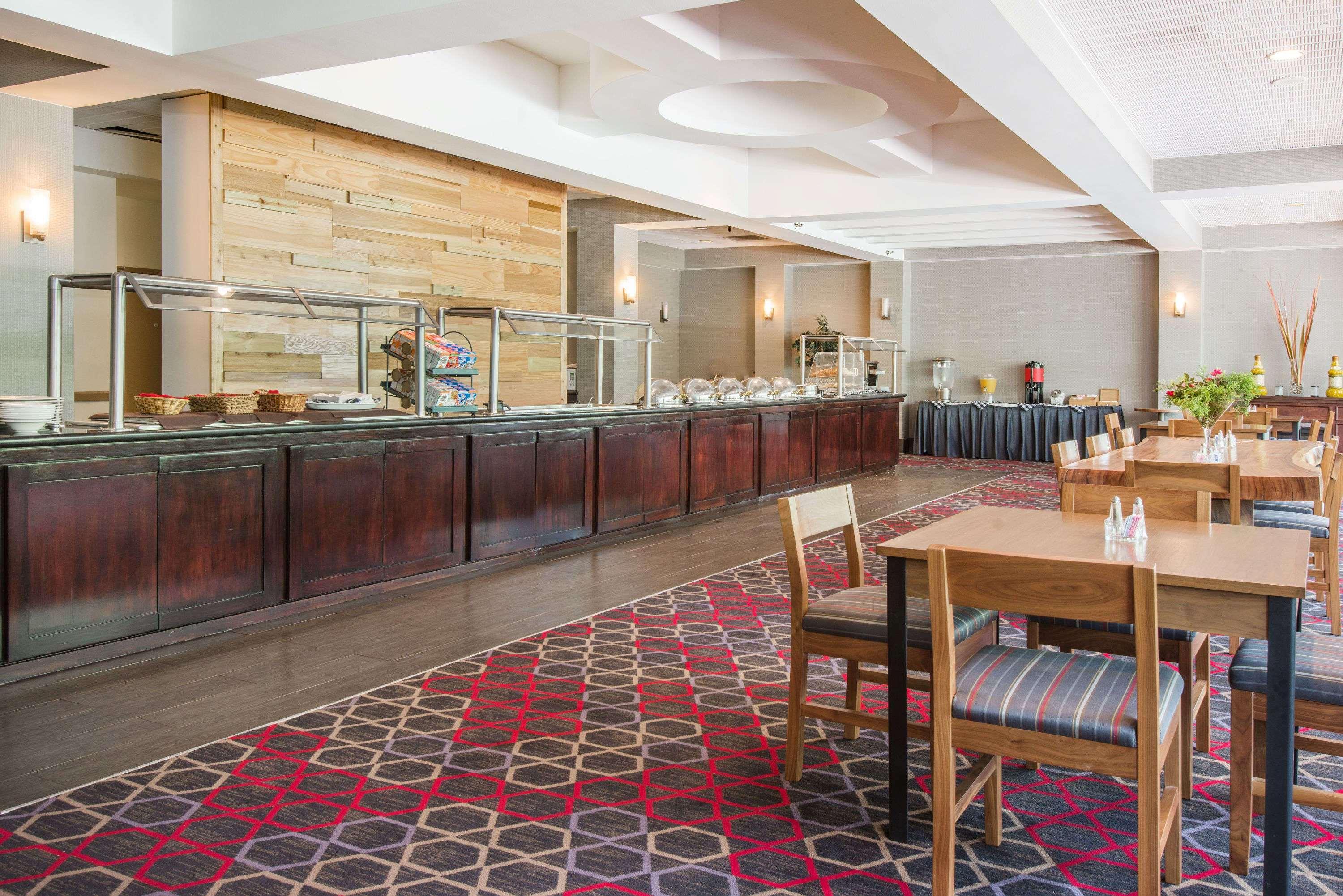 Wyndham Garden Inn Pittsburgh Airport Robinson Township  Bagian luar foto