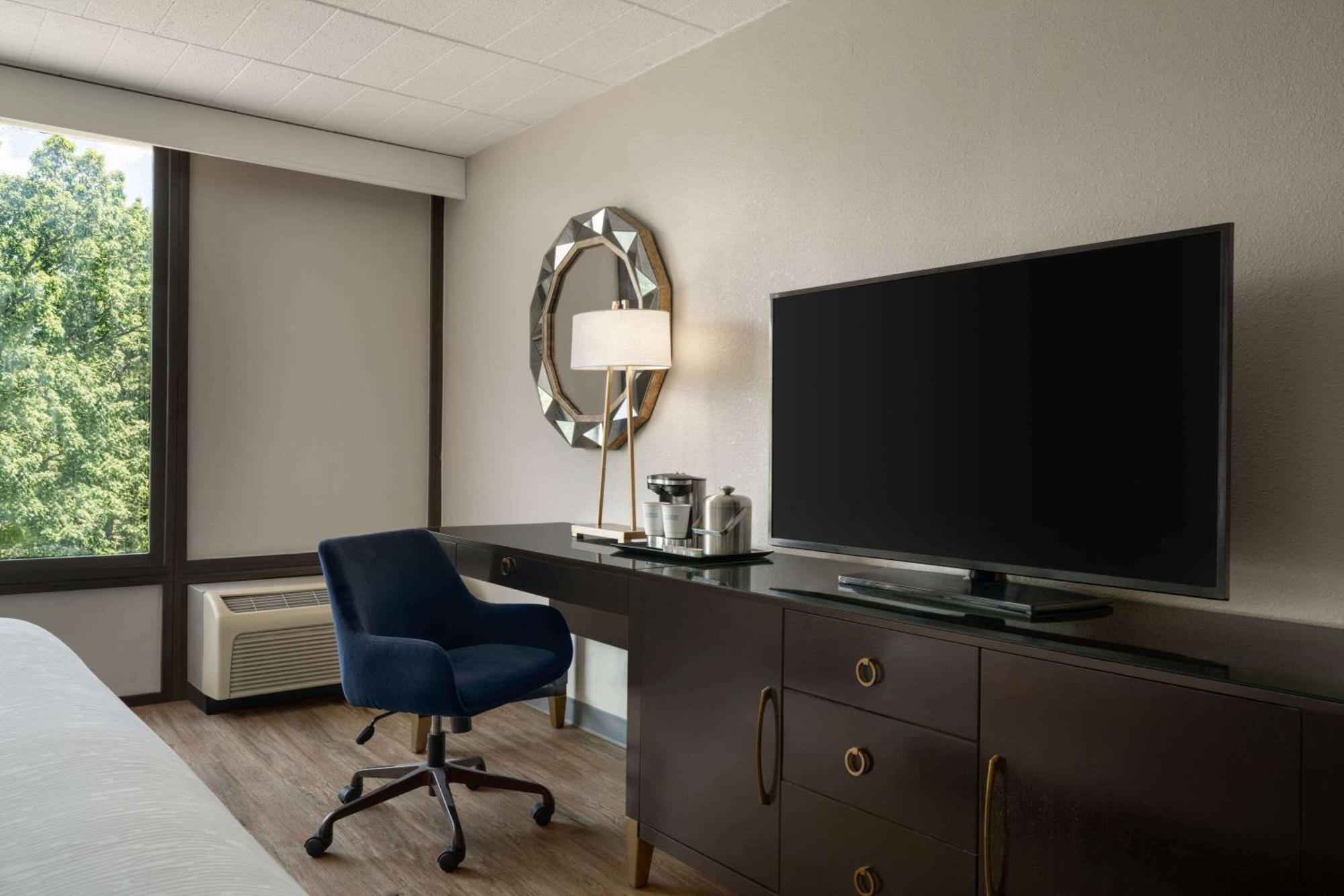 Wyndham Garden Inn Pittsburgh Airport Robinson Township  Bagian luar foto