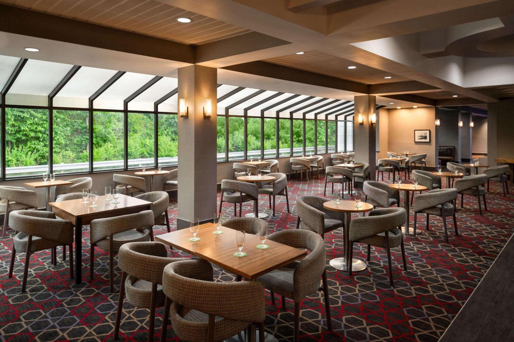 Wyndham Garden Inn Pittsburgh Airport Robinson Township  Bagian luar foto