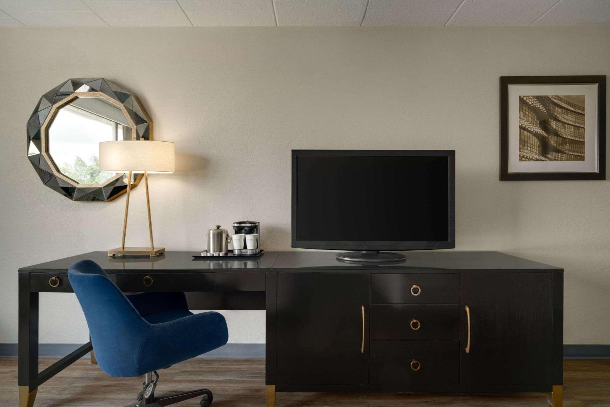 Wyndham Garden Inn Pittsburgh Airport Robinson Township  Bagian luar foto