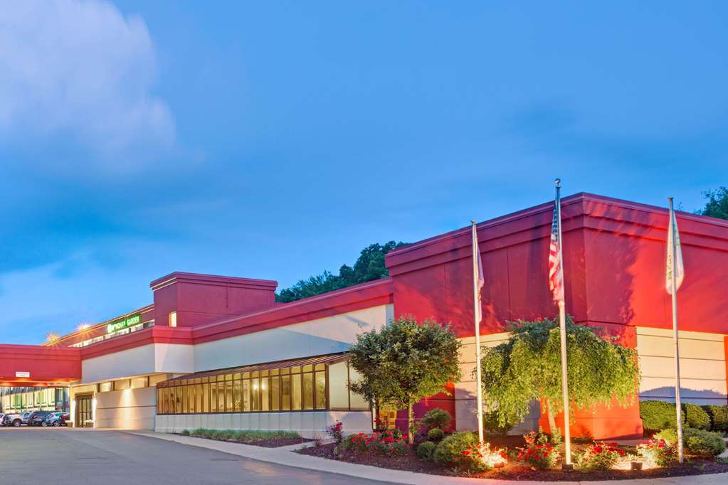 Wyndham Garden Inn Pittsburgh Airport Robinson Township  Bagian luar foto