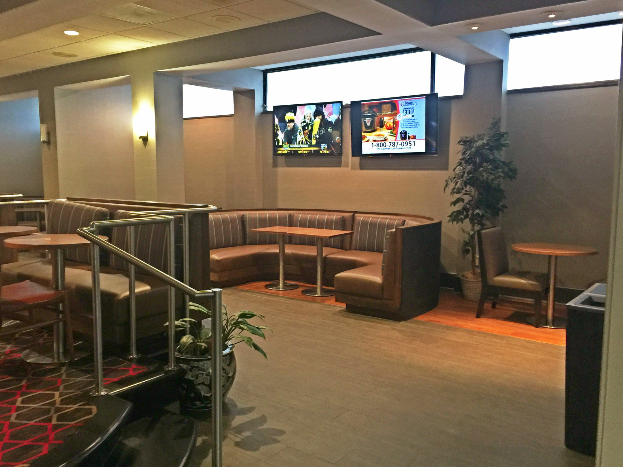 Wyndham Garden Inn Pittsburgh Airport Robinson Township  Bagian luar foto